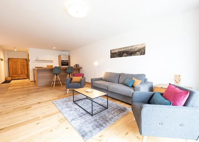 Riverside Apartament *